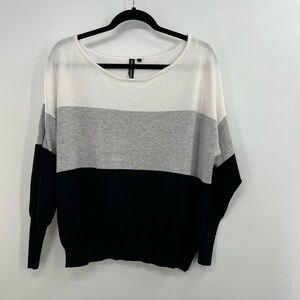 Zoe & Phoebe Stripped Sweater Ladies Size Medium